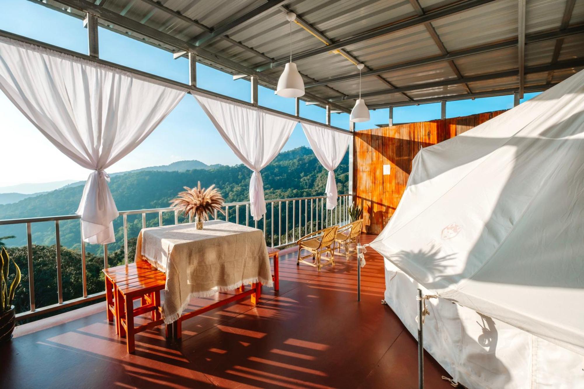 Hotel Happy Camp Phuchifa แฮปปี้แคมป์ ภูชี้ฟ้า Ban Huai Han Exterior foto